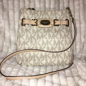 SOLD— Michael Kors, cream crossbody